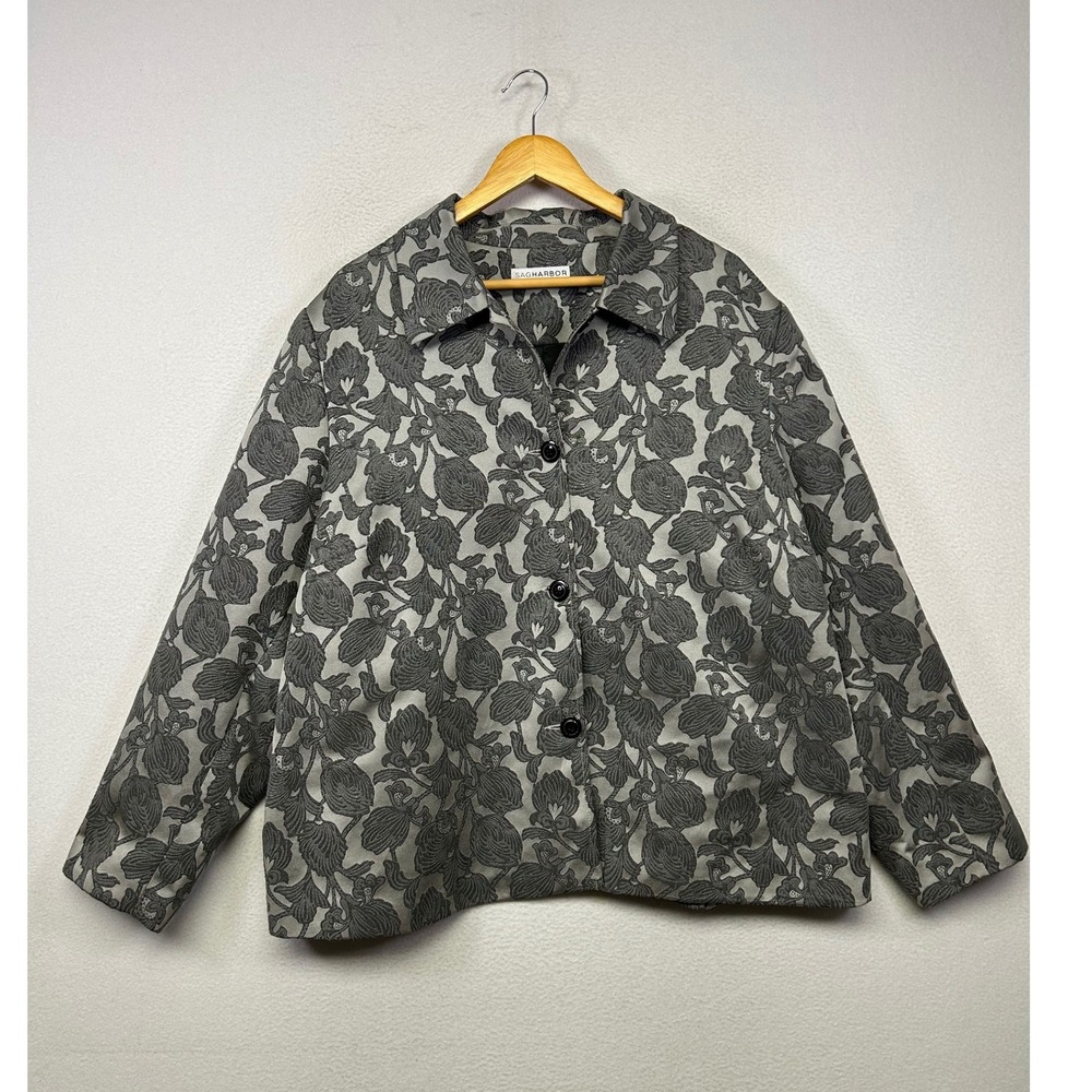 Vintage Aesthetic Sag Harbor Woman Plus Size Gray Floral Jacquard Button Jacket